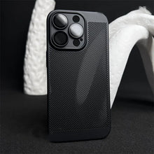 Načítať obrázok do zobrazovača galérie, Hard Case Air Black Ochranný Kryt pre iPhone 11