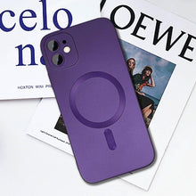 Načítať obrázok do zobrazovača galérie, Camera Lens Protect MagSafe Silicone Case Purple Ochranný Kryt pre iPhone 11