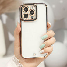 Načítať obrázok do zobrazovača galérie, Angel Eyes Black Ochranný Kryt pre iPhone 13 Pro