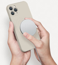 Načítať obrázok do zobrazovača galérie, MagSafe Silicone Case Red Ochranný Kryt pre iPhone 13 Pro Max