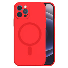 Načítať obrázok do zobrazovača galérie, MagSafe Silicone Case Red Ochranný Kryt pre iPhone 12 Pro Max