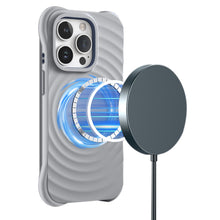 Načítať obrázok do zobrazovača galérie, Circle MagSafe Case Grey Ochranný Kryt pre iPhone 13 / 14
