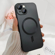 Načítať obrázok do zobrazovača galérie, Camera Lens Protect MagSafe Silicone Case Black Ochranný Kryt pre iPhone 15 Pro Max
