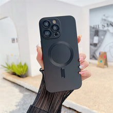 Načítať obrázok do zobrazovača galérie, Camera Lens Protect MagSafe Silicone Case Black Ochranný Kryt pre iPhone 14 Pro
