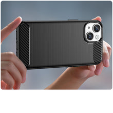 Načítať obrázok do zobrazovača galérie, Carbon Black Ochranný Kryt pre iPhone 15 Plus
