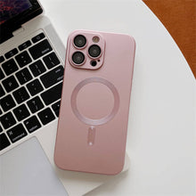 Načítať obrázok do zobrazovača galérie, Camera Lens Protect MagSafe Silicone Case Pink Ochranný Kryt pre iPhone 14 Plus
