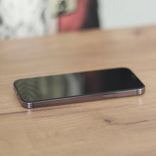 Načítať obrázok do zobrazovača galérie, Anti-Spy Privacy Glass Black Tvrdené sklo pre iPhone 13 Pro Max
